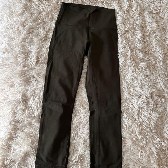 Lululemon high rise align capri leggings - Picture 1 of 6